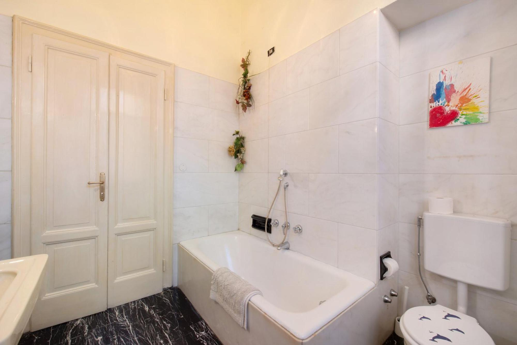 App Mughetto In Villa Marchello Brunate Extérieur photo